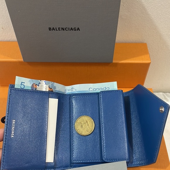 SOLD❤️Authentic Balenciaga Mini Wallet in Blue💙 - Picture 13 of 16